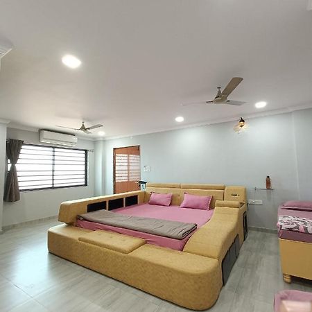 Hotel Jb Star Māndvi 外观 照片